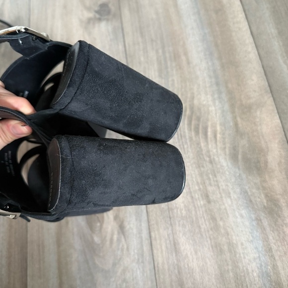 JEFFREY CAMPBELL Moody Platform Sandal black suede size 7 - Picture 4 of 5